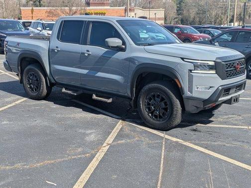 2023 Nissan Frontier PRO-X