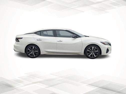 2023 Nissan Maxima SV