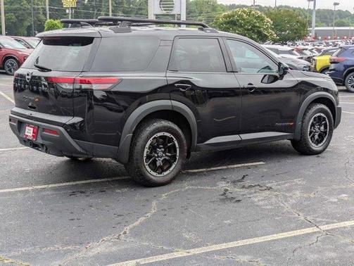 Black 2025 Nissan Pathfinder Rock Creek