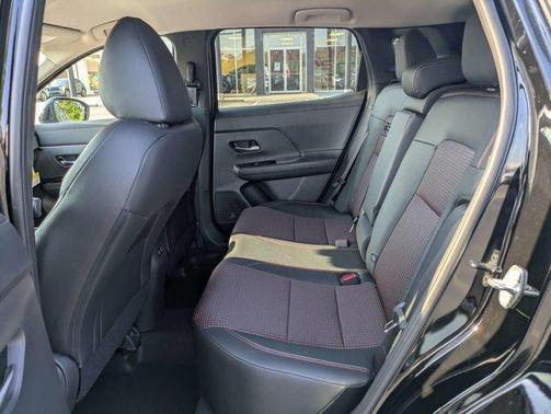 Super Black 2026 Nissan Kicks SR