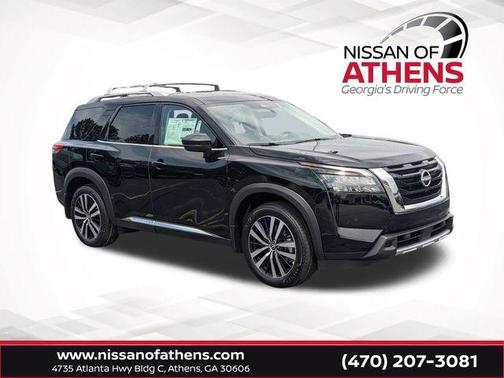 2025 Nissan Pathfinder Platinum
