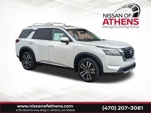 2025 Nissan Pathfinder Platinum