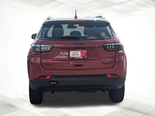 2023 Jeep Compass Trailhawk