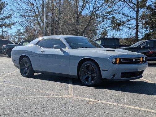 2020 Dodge Challenger SXT