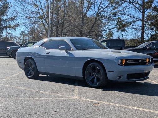 2020 Dodge Challenger SXT