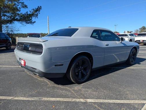 2020 Dodge Challenger SXT