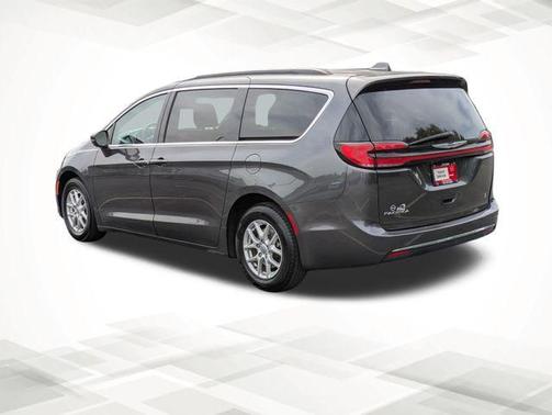 Crystal Metallic 2022 Chrysler Pacifica Touring-L