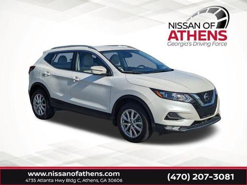 2022 Nissan Rogue Sport SV