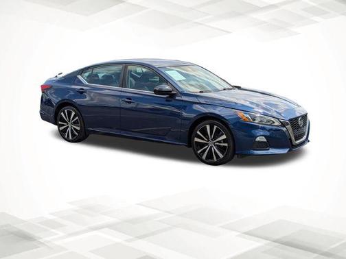 Deep Blue Pearl 2022 Nissan Altima 2.5 SR