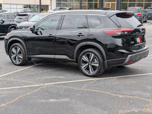 Black 2024 Nissan Rogue SL