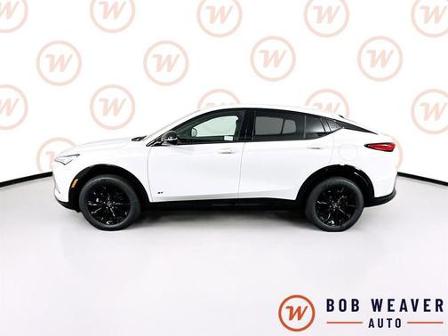 Summit White 2025 Buick Envista Sport Touring FWD