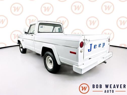 White 1972 Jeep J20 1