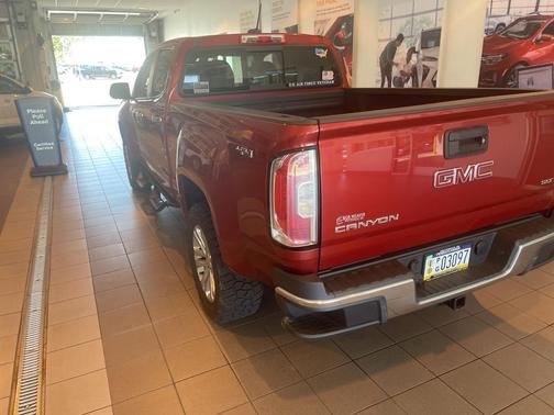 2016 GMC Canyon SLT