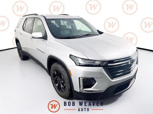 2022 Chevrolet Traverse LT Cloth