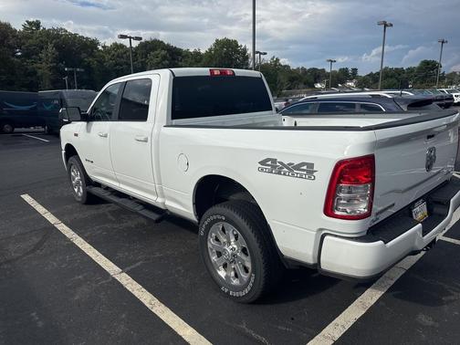 2022 RAM 2500 Big Horn Crew Cab 4x4 6'4' Box