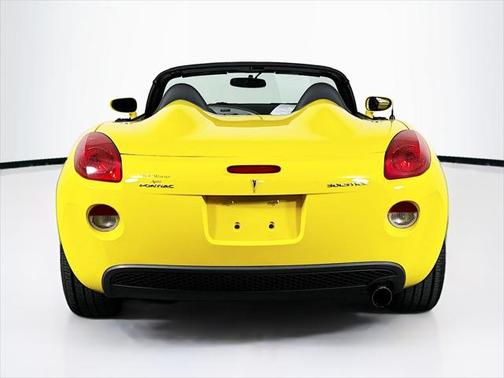 2007 Pontiac Solstice Base
