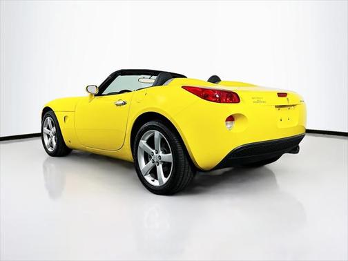 2007 Pontiac Solstice Base