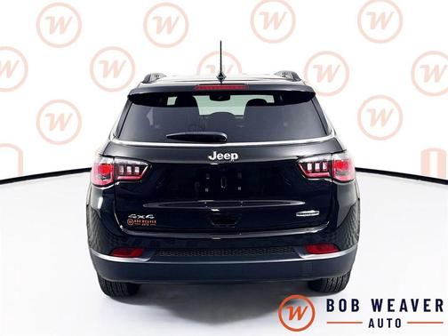 Diamond Black Crystal Pearlcoat 2023 Jeep Compass Latitude