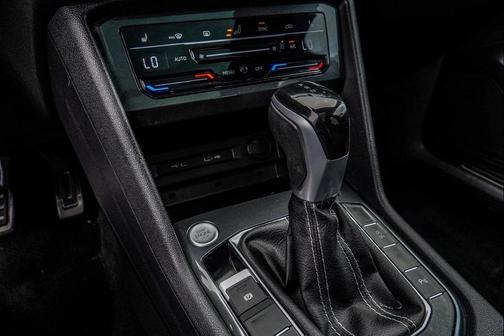2023 Volkswagen Tiguan 2.0T SE R-Line Black 4MOTION