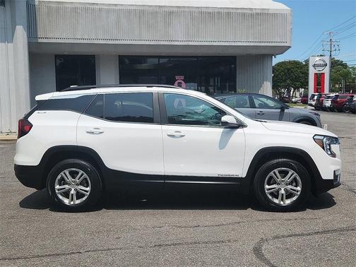 2022 GMC Terrain SLE