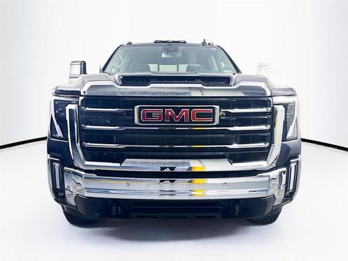 2025 GMC Sierra 2500 SLE