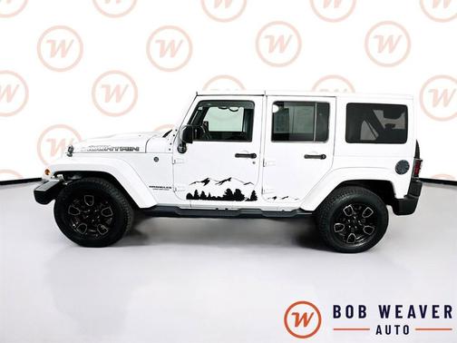 Bright White Clearcoat 2017 Jeep Wrangler Unlimited Smoky Mountain 4x4