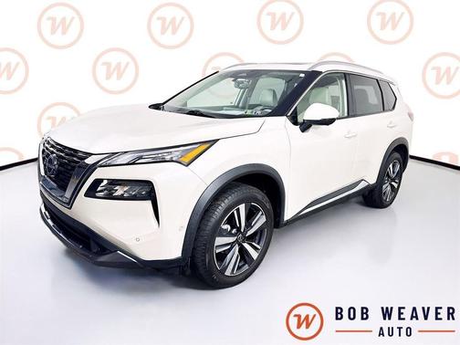 Pearl White Tricoat 2023 Nissan Rogue SL