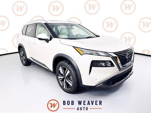 Pearl White Tricoat 2023 Nissan Rogue SL