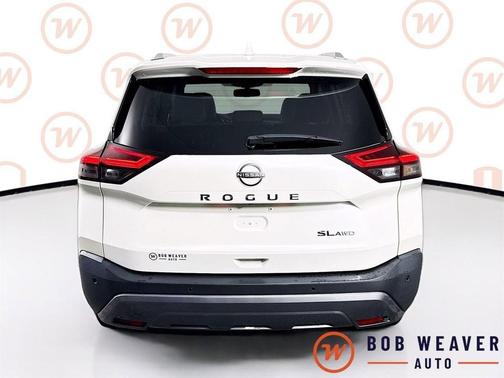 Pearl White Tricoat 2023 Nissan Rogue SL