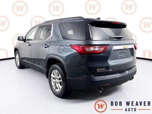 Graphite Metallic 2019 Chevrolet Traverse LT Cloth