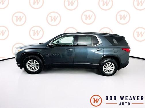 Graphite Metallic 2019 Chevrolet Traverse LT Cloth