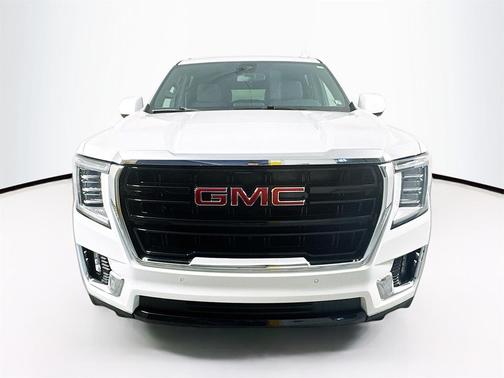 2022 GMC Yukon XL SLE