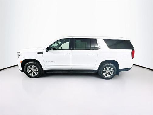 2022 GMC Yukon XL SLE