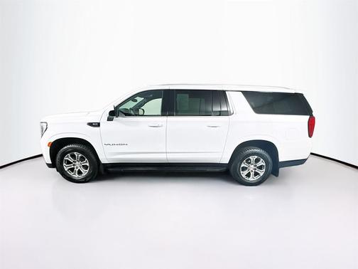 2022 GMC Yukon XL SLE