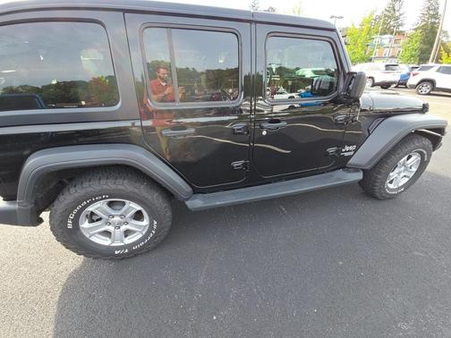 2019 Jeep Wrangler Unlimited Sport