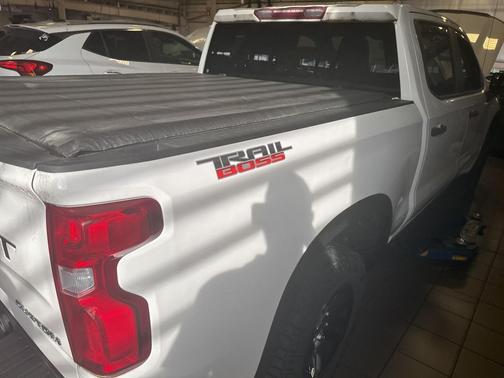 2019 Chevrolet Silverado 1500 Custom Trail Boss