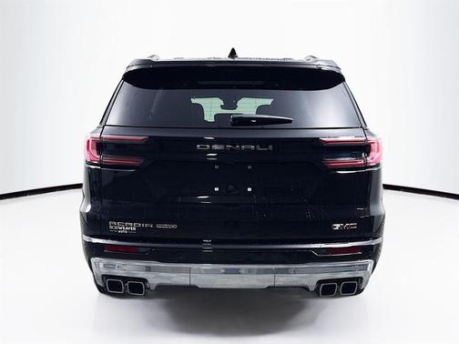 2025 GMC Acadia Denali