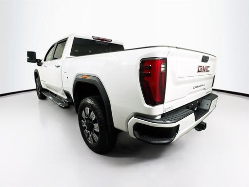 2024 GMC Sierra 2500 Denali