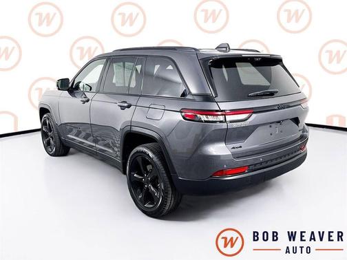 Baltic Gray Metallic Clearcoat 2024 Jeep Grand Cherokee Limited