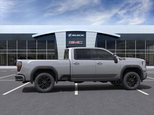 2025 GMC Sierra 2500 AT4