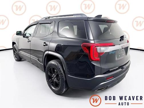 2022 GMC Acadia AT4