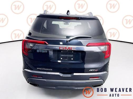 2022 GMC Acadia AT4