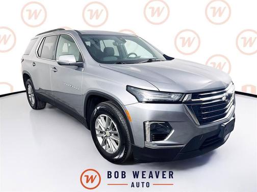 Sterling Gray Metallic 2023 Chevrolet Traverse LT Cloth