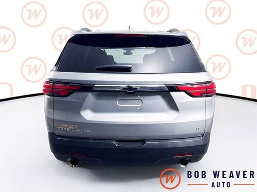 Sterling Gray Metallic 2023 Chevrolet Traverse LT Cloth