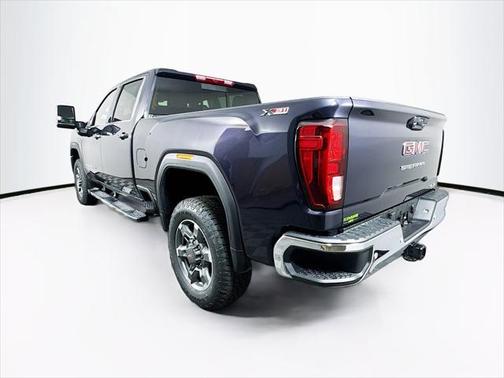 2025 GMC Sierra 2500 SLE
