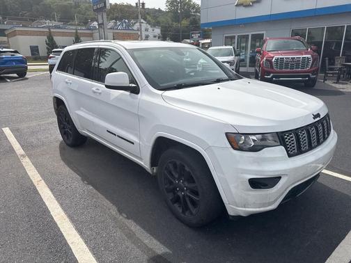2020 Jeep Grand Cherokee Altitude