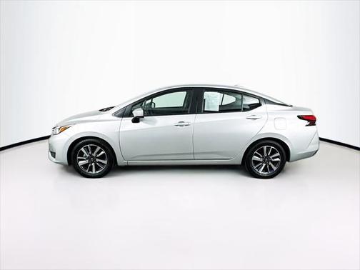 2023 Nissan Versa 1.6 SV