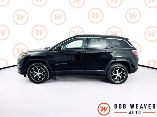Diamond Black Crystal Pearlcoat 2024 Jeep Compass Limited