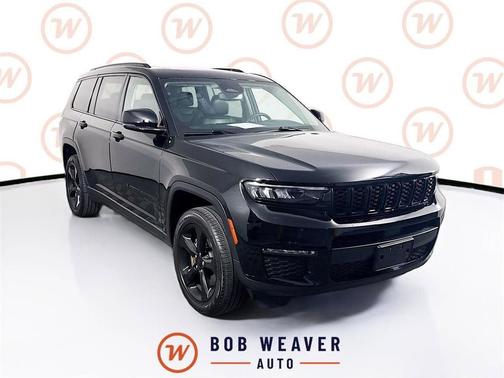 Diamond Black Crystal Pearlcoat 2023 Jeep Grand Cherokee L Limited