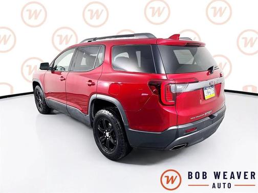 2023 GMC Acadia AWD AT4